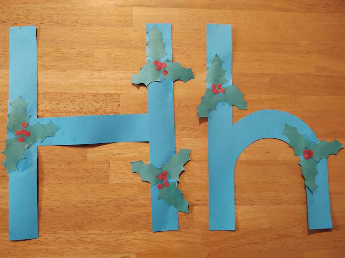 Capital and lowercase h is for holly letter craft